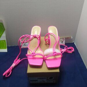 Delonix Regia Women's Heels Color Fluorescent Pink size US 7